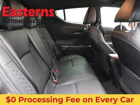 Used 2019 Toyota C-HR Limited FWD image 21