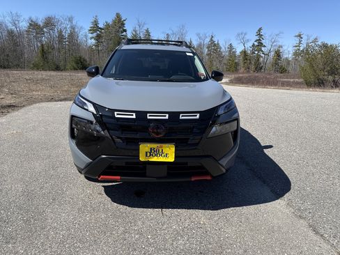 New 2026 Nissan Rogue SV w/ Rock Creek Premium Package AWD/4WD image 2