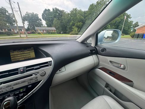 Used 2010 Lexus RX 350 2WD image 23