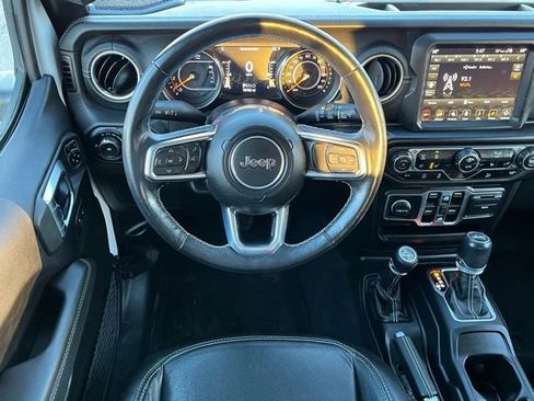 Used 2020 Jeep Wrangler Unlimited Sahara AWD/4WD image 12