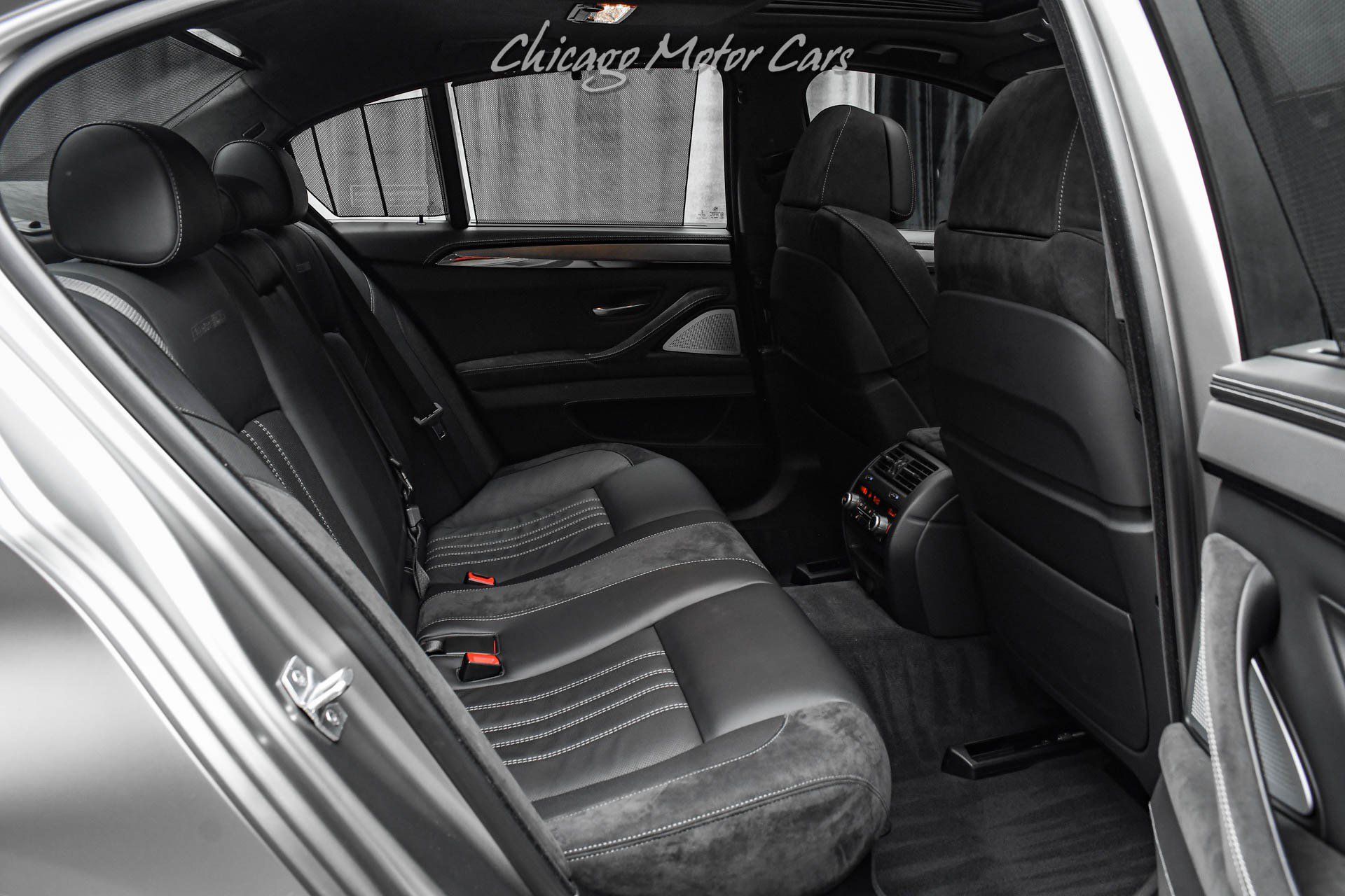 Used 2015 BMW M5 RWD image 31