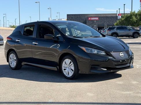 Certified 2025 Nissan Leaf S FWD image 9