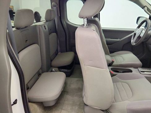 Used 2016 Nissan Frontier S RWD image 19