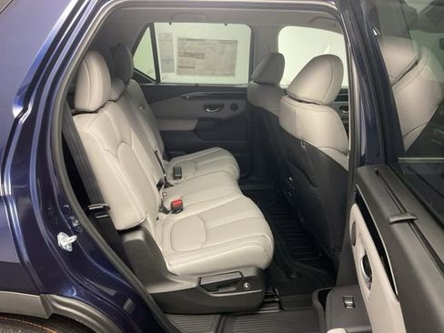New 2025 Honda Pilot EX-L image 28