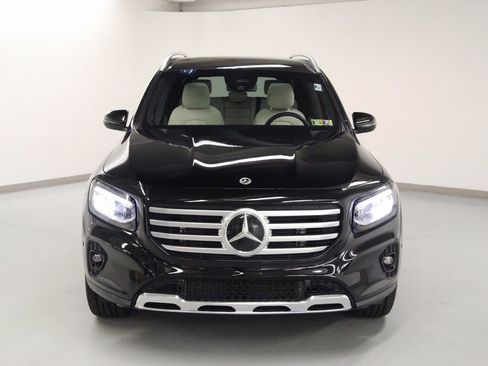 Certified 2025 Mercedes-Benz GLB 250 4MATIC image 3