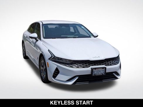 Used 2023 Kia K5 LXS FWD image 2
