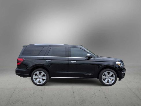 Used 2024 Ford Expedition Platinum AWD/4WD image 9