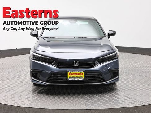 Used 2024 Honda Civic Sport image 2