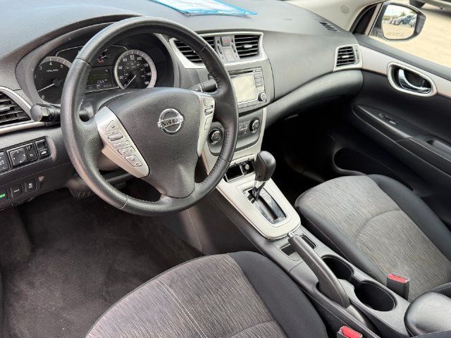 Used 2015 Nissan Sentra SV FWD image 7