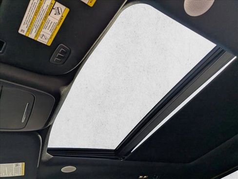 Used 2022 Ford F150 Platinum w/ Equipment Group 701A High image 17