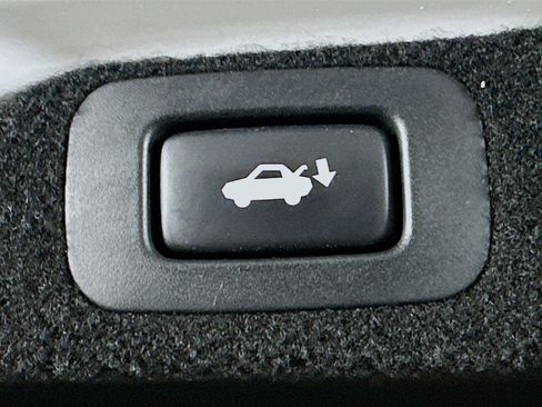 Used 2016 Lexus GS 350 F Sport w/ F Sport Package image 32