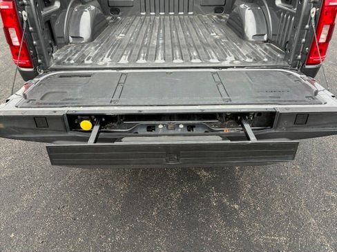 Used 2022 Ford F150 XLT w/ Equipment Group 302A High AWD/4WD image 14