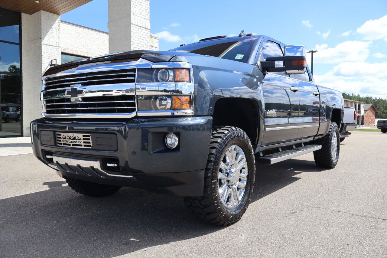 Used 2017 Chevrolet Silverado 3500 High Country w/ Duramax Plus Package AWD/4WD image 2