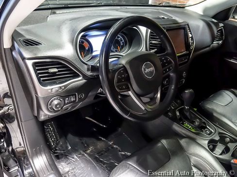 Used 2021 Jeep Cherokee Limited AWD/4WD image 13