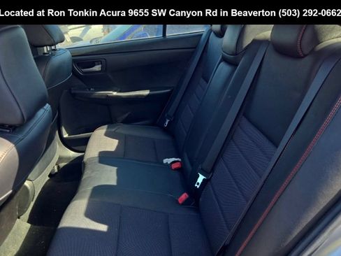 Used 2016 Toyota Camry SE FWD image 9