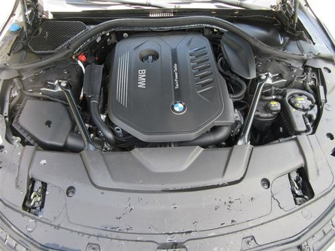 Used 2017 BMW 740i RWD image 37