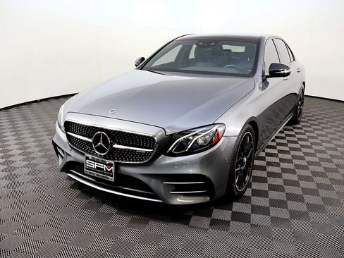 Used 2018 Mercedes-Benz E 43 AMG 4MATIC Sedan image 2