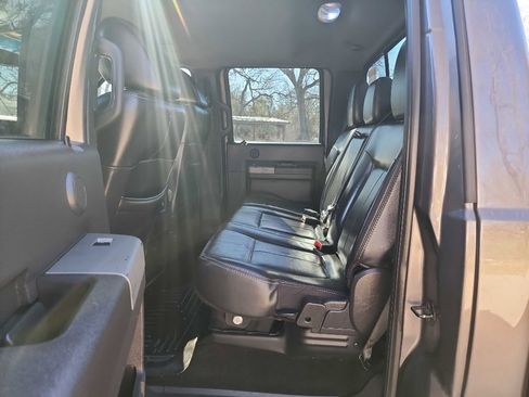 Used 2011 Ford F250 Lariat w/ Lariat Interior Pkg AWD/4WD image 33