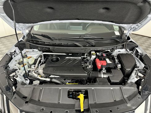 Used 2023 Nissan Rogue SV w/ SV Premium B Package FWD image 34