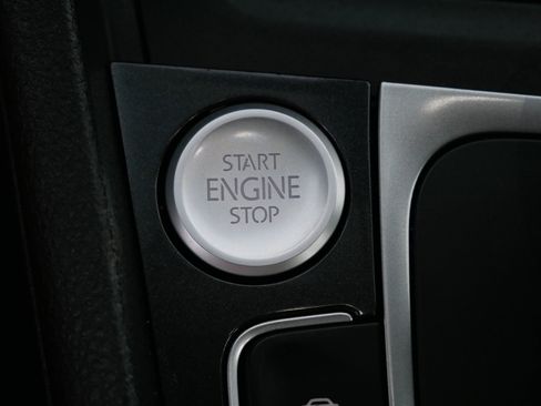 Used 2019 Volkswagen Golf Alltrack SE image 29