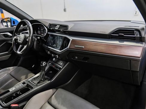 Used 2020 Audi Q3 2.0T Premium Plus w/ Premium Plus Package image 15