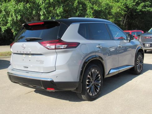 Used 2024 Nissan Rogue Platinum w/ Platinum Premium Package AWD/4WD image 7