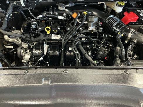 Used 2024 Ford Edge Titanium image 29