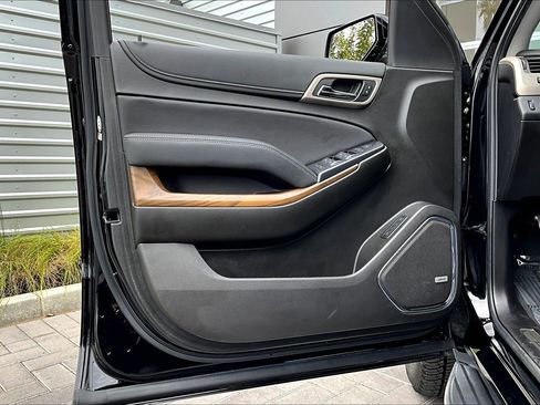 Used 2019 GMC Yukon Denali w/ Open Road Package image 23