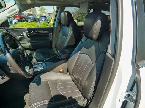 Used 2017 Buick Enclave Premium w/ Experience Buick Package image 22