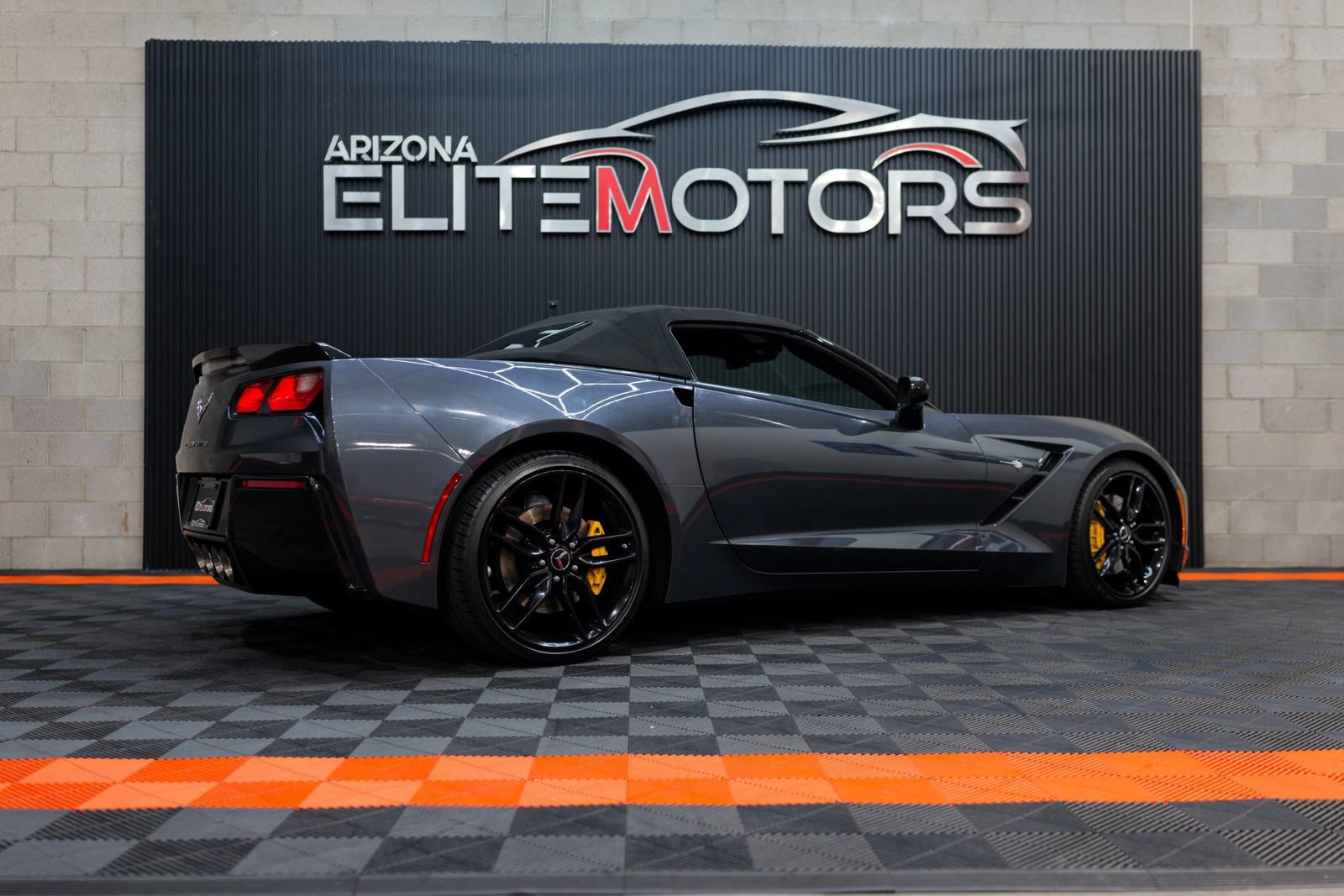 Used 2014 Chevrolet Corvette Stingray Convertible w/ 3LT Preferred Equipment Group RWD image 29
