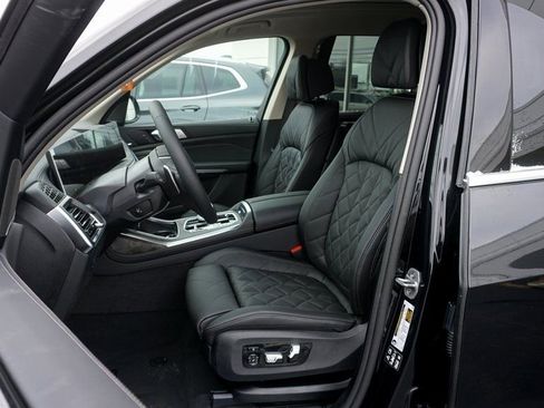 New 2026 BMW X7 xDrive40i image 9