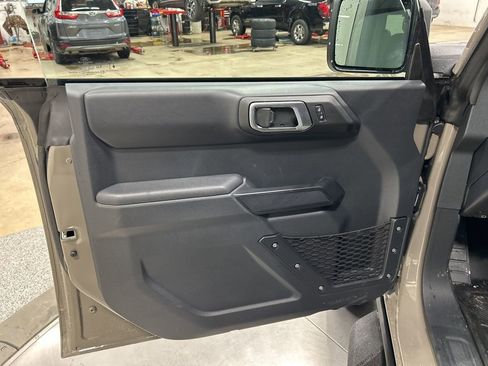New 2026 Ford Bronco Badlands w/ Sasquatch Package AWD/4WD image 14