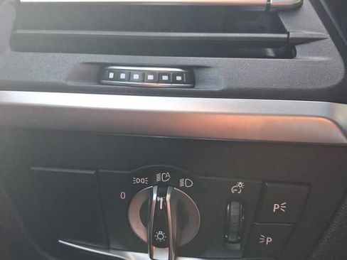 Used 2023 BMW X4 xDrive30i w/ Convenience Package AWD/4WD image 31