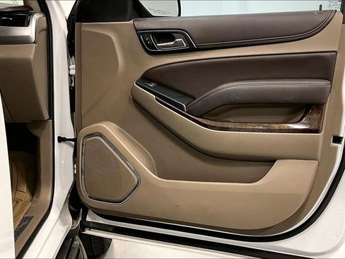 Used 2015 Chevrolet Tahoe LT image 23