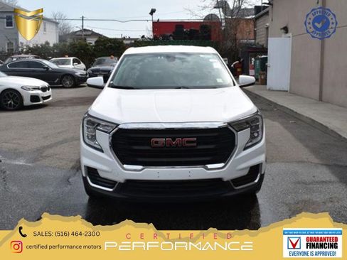 Used 2025 GMC Terrain Elevation AWD/4WD image 1