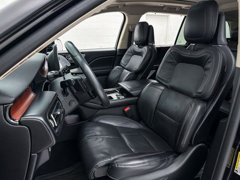 Used 2021 Lincoln Aviator Grand Touring w/ Equipment Group 301A image 24