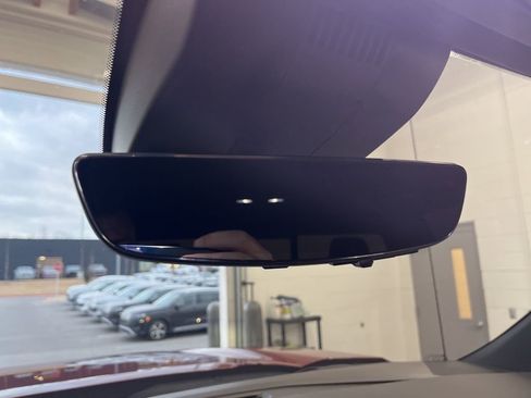 Used 2025 GMC Sierra 1500 AT4 w/ AT4 Premium Package image 26