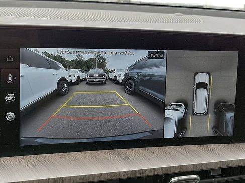 Used 2024 Kia Telluride SX w/ Towing Package image 10