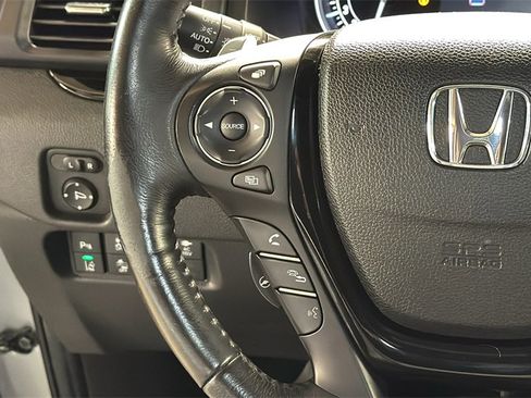 Used 2020 Honda Ridgeline RTL-E image 22