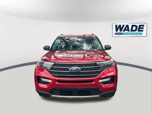 Certified 2022 Ford Explorer XLT w/ Equipment Group 202A image 2