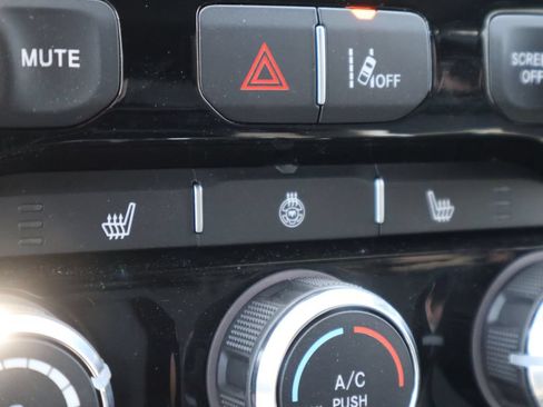 New 2026 RAM 1500 Big Horn AWD/4WD image 37
