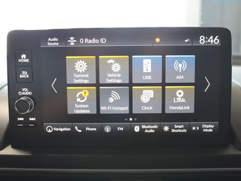 Used 2025 Honda Pilot Touring image 18