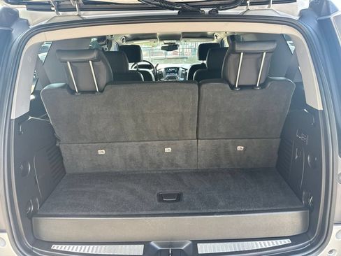 Used 2019 Chevrolet Tahoe Premier RWD image 10