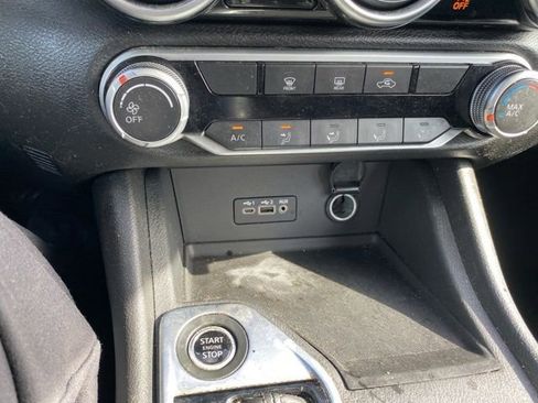 Used 2023 Nissan Sentra SV FWD image 27