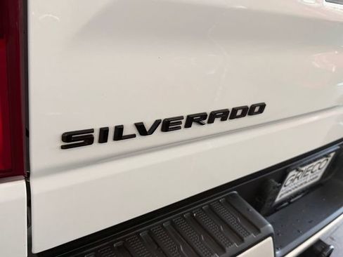 Used 2021 Chevrolet Silverado 1500 RST w/ Safety Package AWD/4WD image 16
