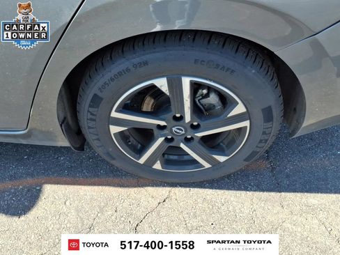 Used 2025 Nissan Sentra SV FWD image 10