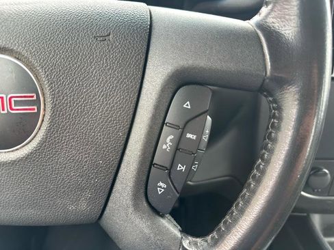 Used 2022 GMC Savana 2500 Extended w/ Driver Convenience Package RWD image 23