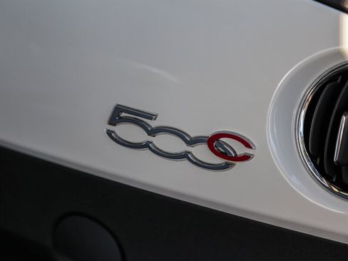 Used 2019 FIAT 500 Lounge FWD image 22