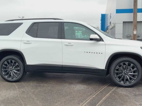 Certified 2023 Chevrolet Traverse RS image 9