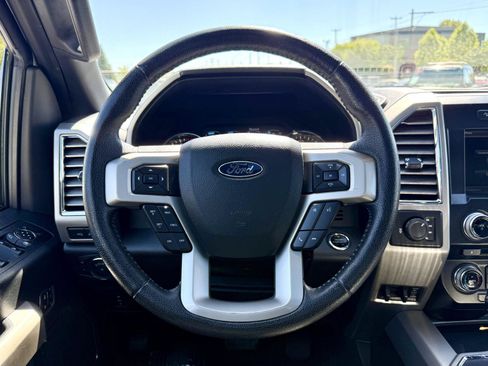 Used 2015 Ford F150 Lariat w/ Equipment Group 501A Mid AWD/4WD image 21